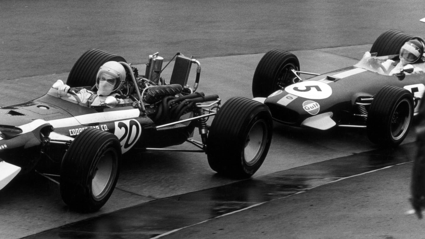 1968 German Grand Prix.
Nurburgring, Germany. 4 August 1968.
Vic Elford, Cooper T86B-BRM, retired,