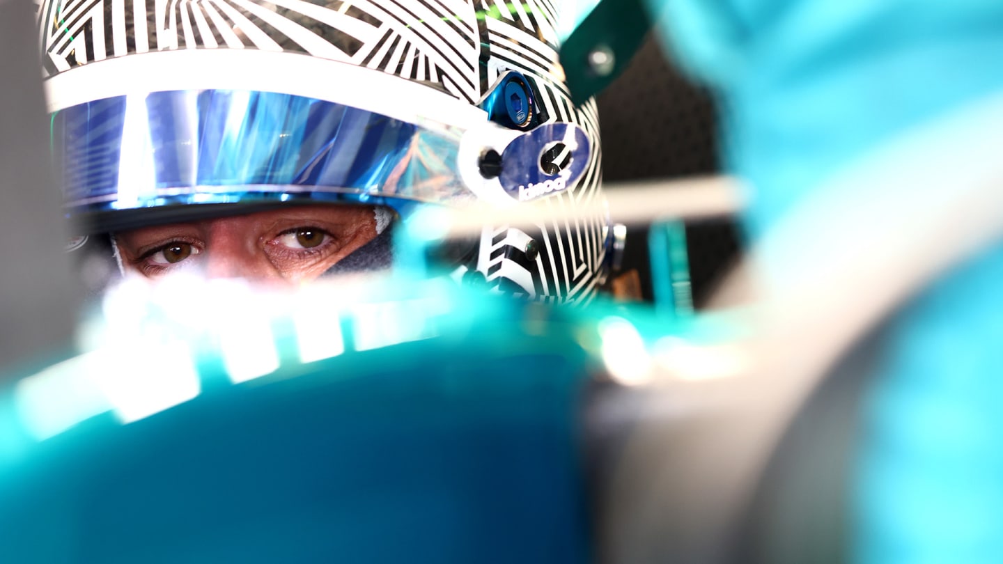 Fernando Alonso in the cockpit of the 2022 Aston Martin AMR22