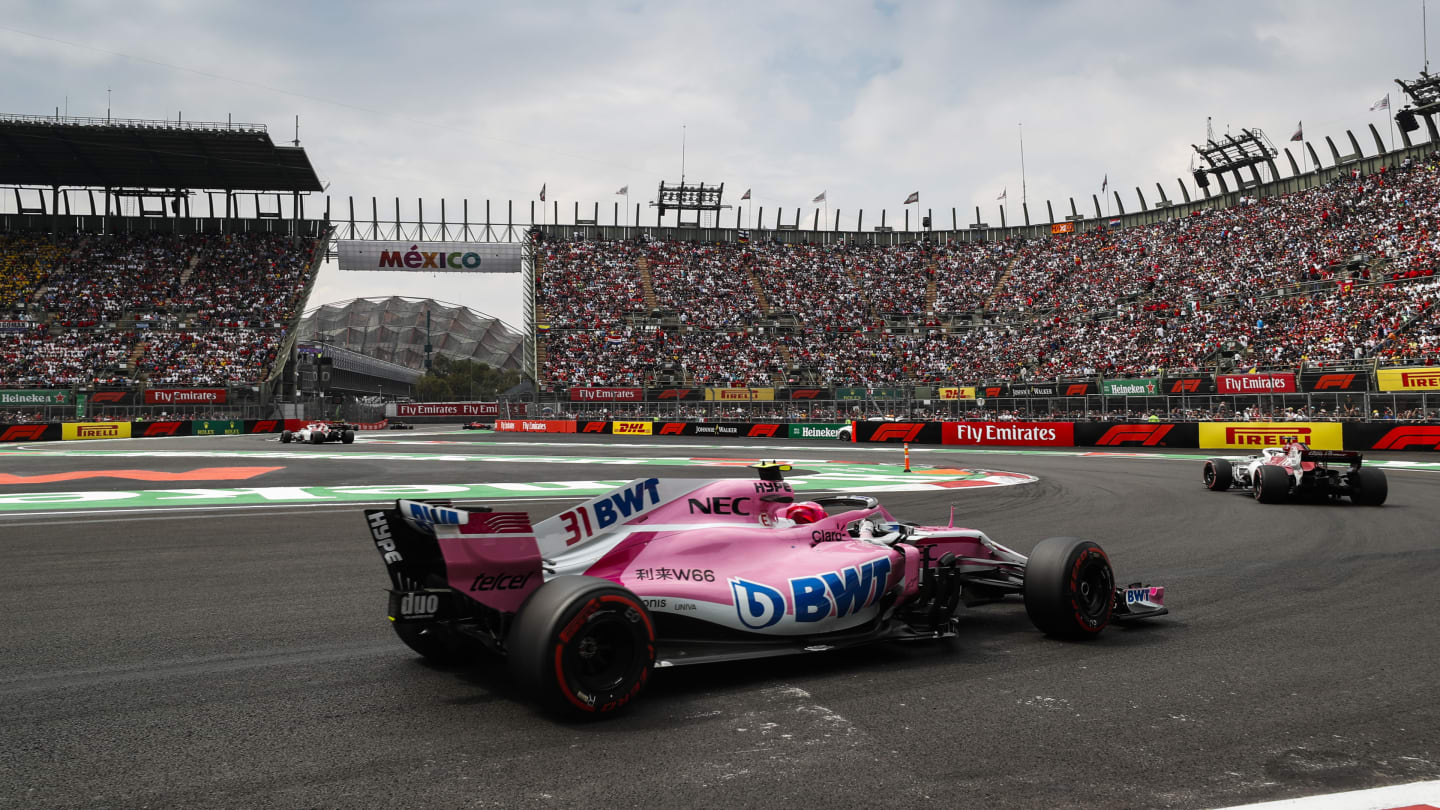 AUTODROMO HERMANOS RODRIGUEZ, MEXICO - OCTOBER 28: Esteban Ocon, Racing Point Force India VJM11 during the Mexican GP at Autodromo Hermanos Rodriguez on October 28, 2018 in Autodromo Hermanos Rodriguez, Mexico. (Photo by Steven Tee / LAT Images)
