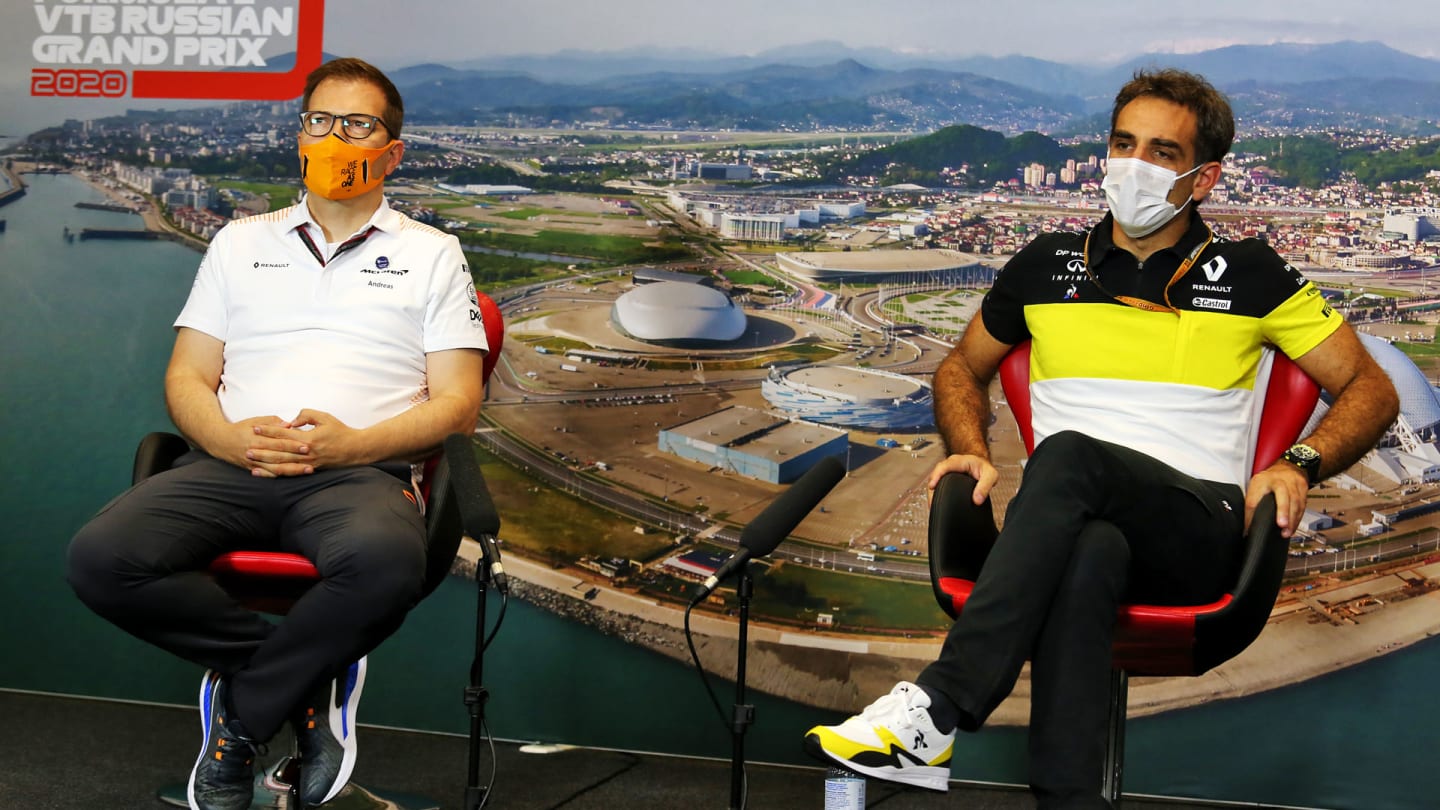 (L to R): Andreas Seidl, McLaren Managing Director and Cyril Abiteboul (FRA) Renault Sport F1