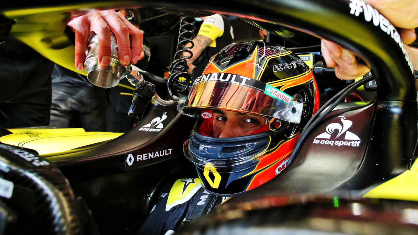 Esteban Ocon (FRA) Renault F1 Team RS20.
Spanish Grand Prix, Friday 14th August 2020. Barcelona,
