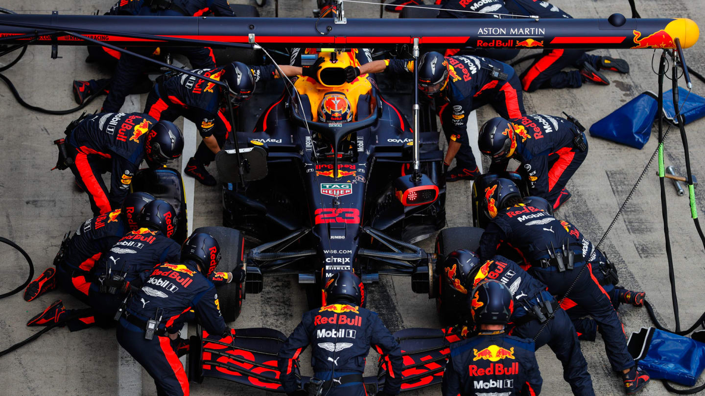 Alexander Albon, Red Bull Racing RB16, in the
