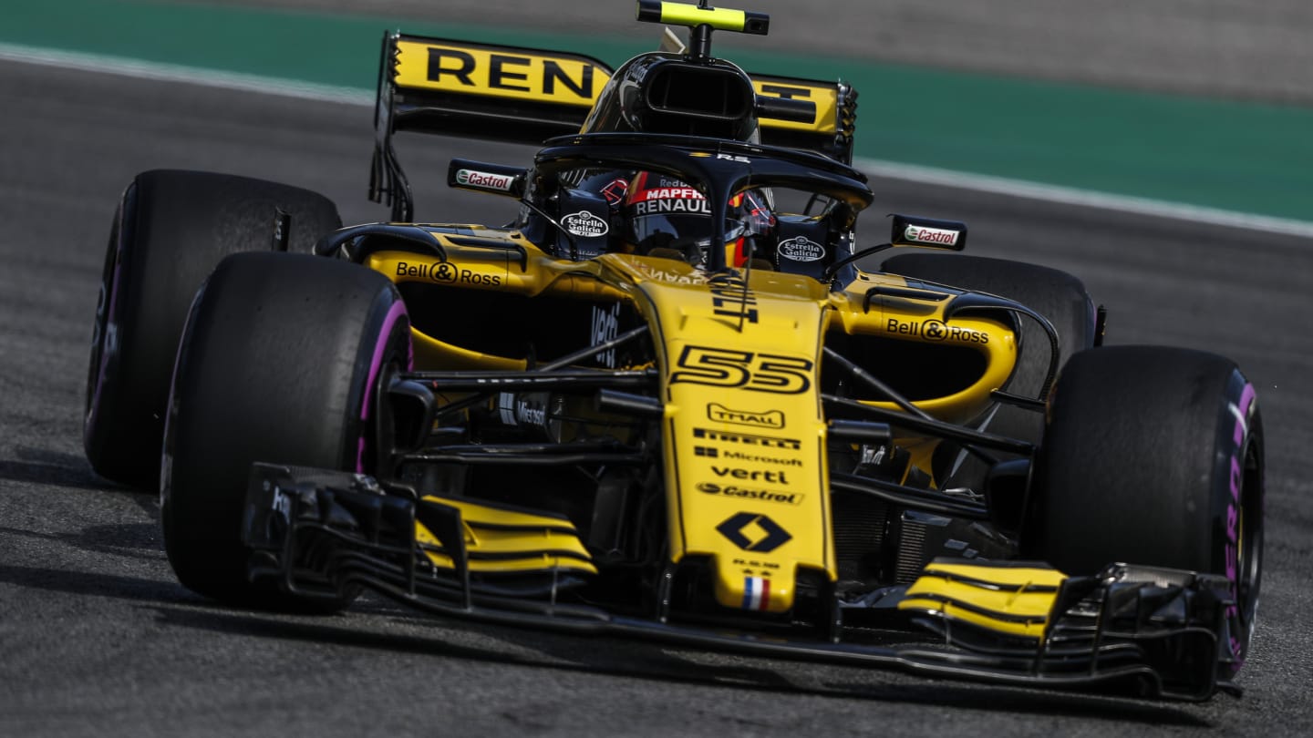 www.sutton-images.com

Carlos Sainz jr (ESP) Renault Sport F1 Team RS18 at Formula One World