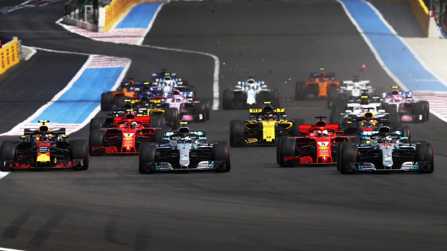 CIRCUIT PAUL RICARD, FRANCE - JUNE 24: Lewis Hamilton, Mercedes AMG F1 W09, leads Valtteri Bottas,