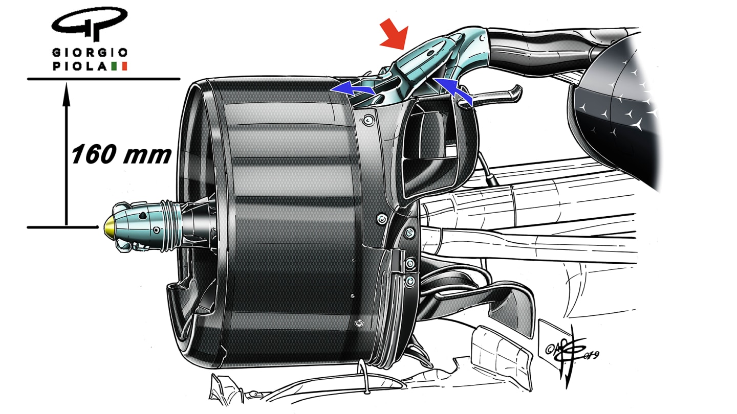 126-19  MERCEDES REAR DUCT  