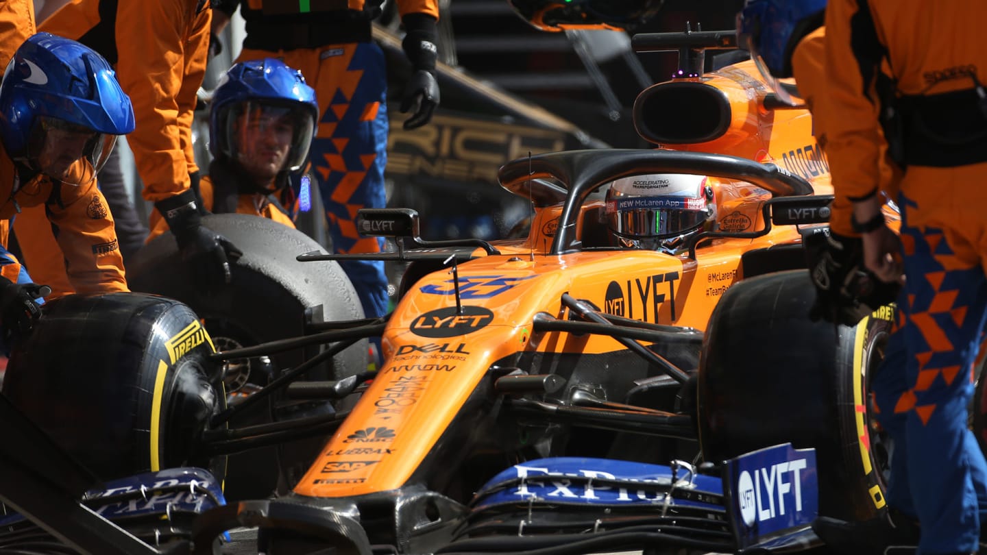 Carlos Sainz (ESP), McLaren F1 Team during pitstop 08.09.2019. Formula 1 World Championship, Rd 14, Italian Grand Prix, Monza, Italy, Race Day.- www.xpbimages.com, EMail: requests@xpbimages.com - copy of publication required for printed pictures. Every used picture is fee-liable. © Copyright: Charniaux / XPB Images