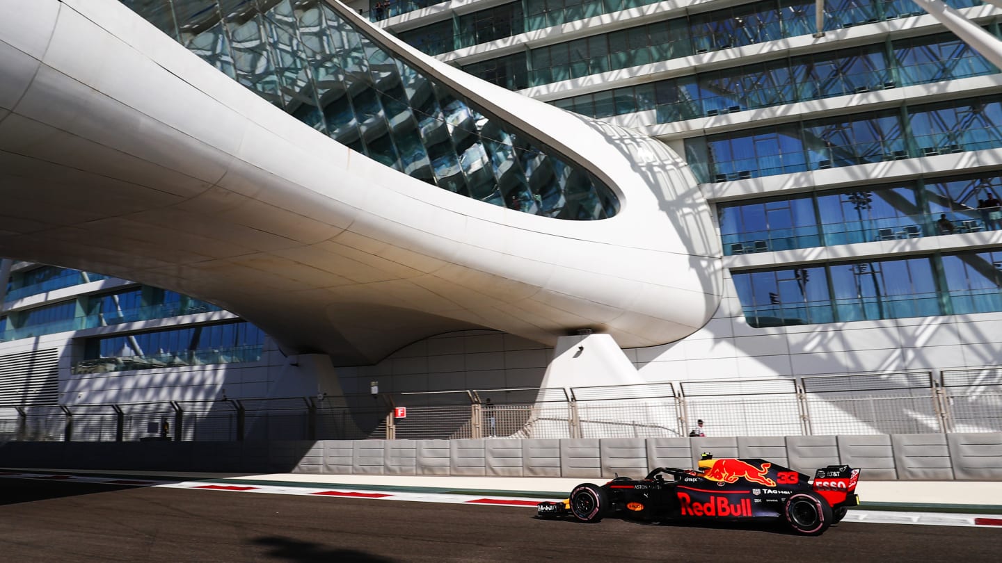 YAS MARINA CIRCUIT, UNITED ARAB EMIRATES - NOVEMBER 23: Max Verstappen, Red Bull Racing RB14 during