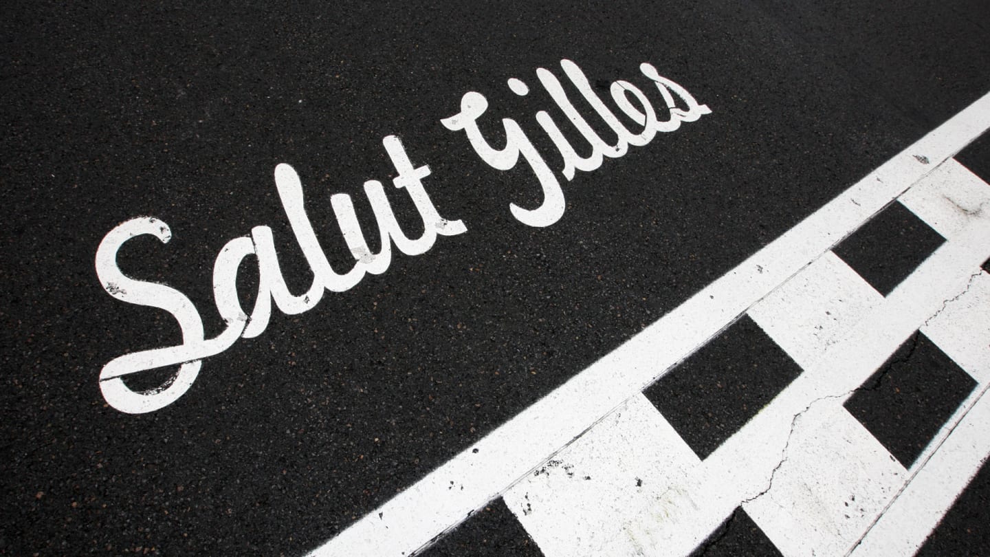Salut Gilles on the grid.
Formula One World Championship, Rd 7, Canadian Grand Prix, Race,