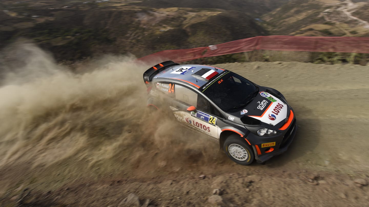 Robert Kubica drifting through the stages at the 2015 Rally Mexico in his Ford Fiesta RS WRC