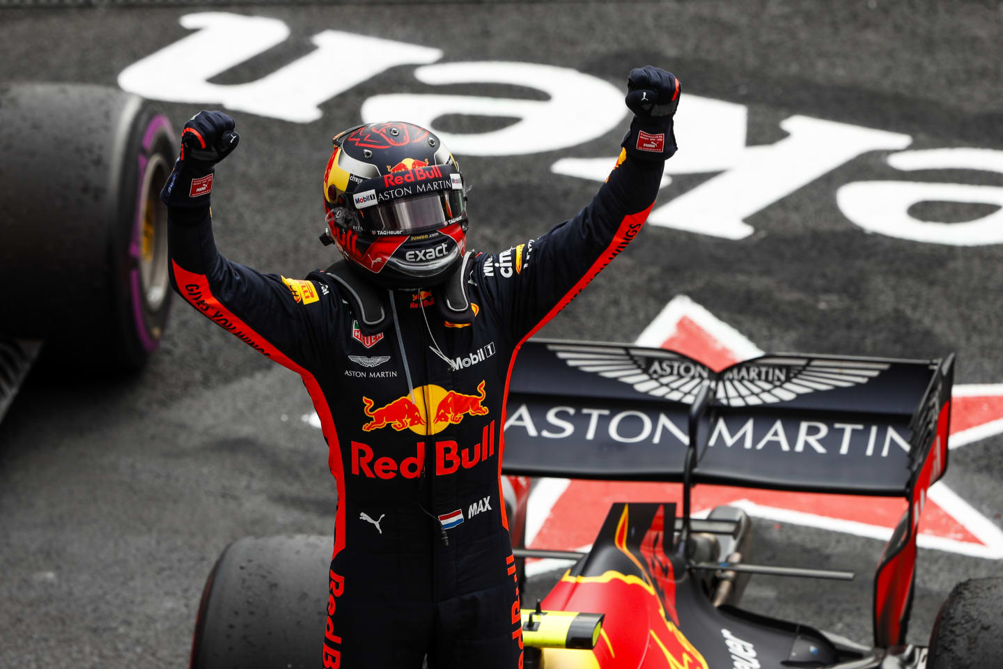 AUTODROMO HERMANOS RODRIGUEZ, MEXICO - OCTOBER 28: Max Verstappen, Red Bull Racing, 1st position,