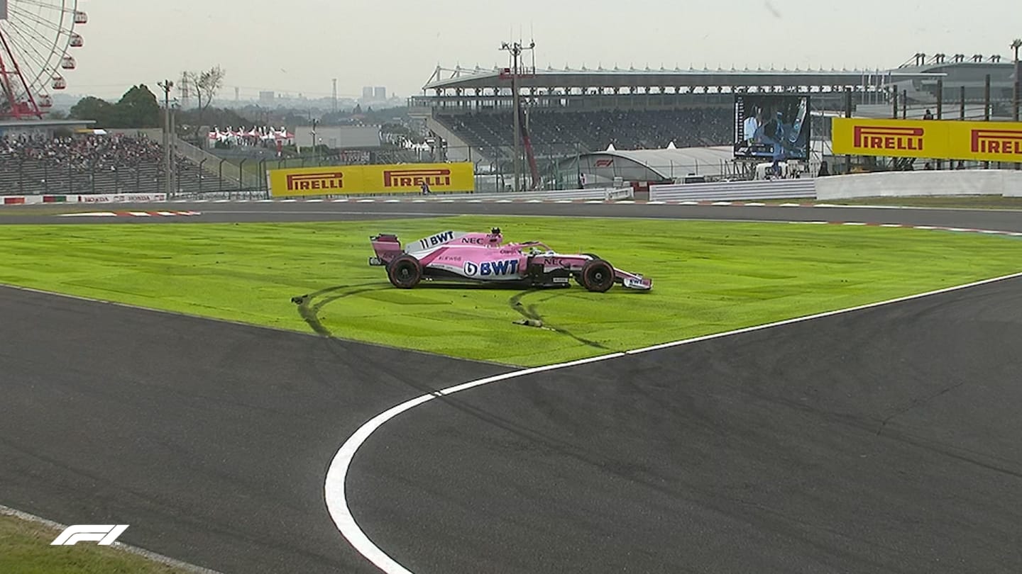 FP1: Perez spins his Force India after touching grass