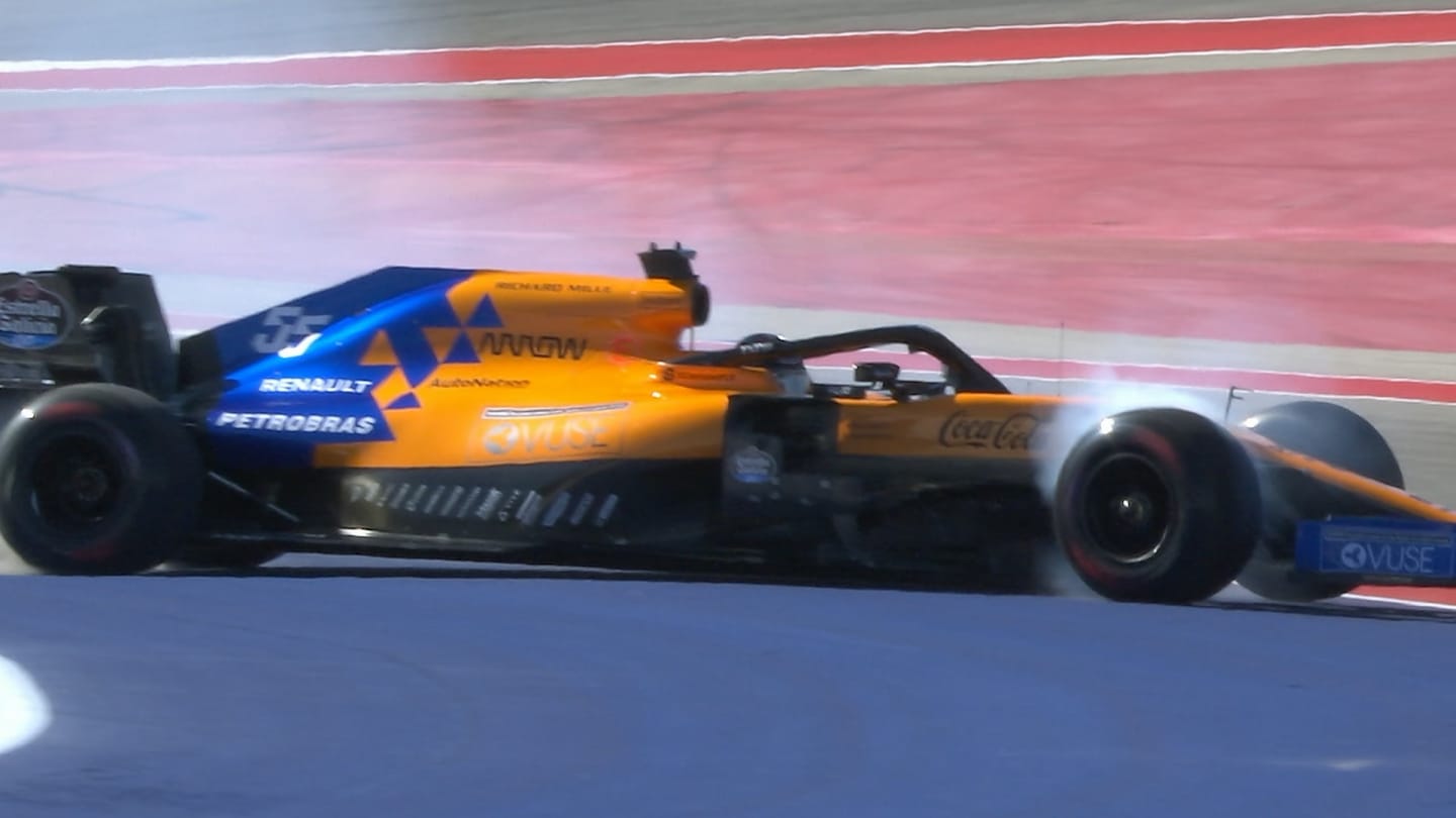 FP1: Sainz spins at speed in COTA's Turn 5