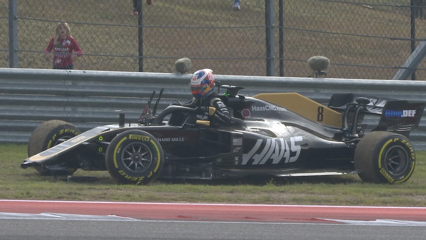 FP2: Red flags after Grosjean hits the wall hard in the esses