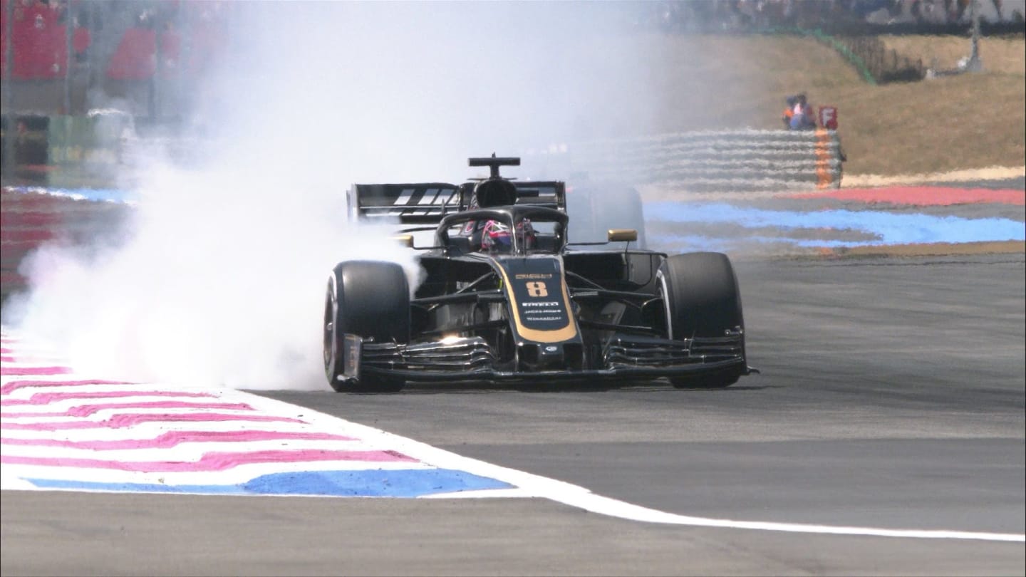 FP2: Spectacular, smoky lock-up does Grosjean's tyres no favours