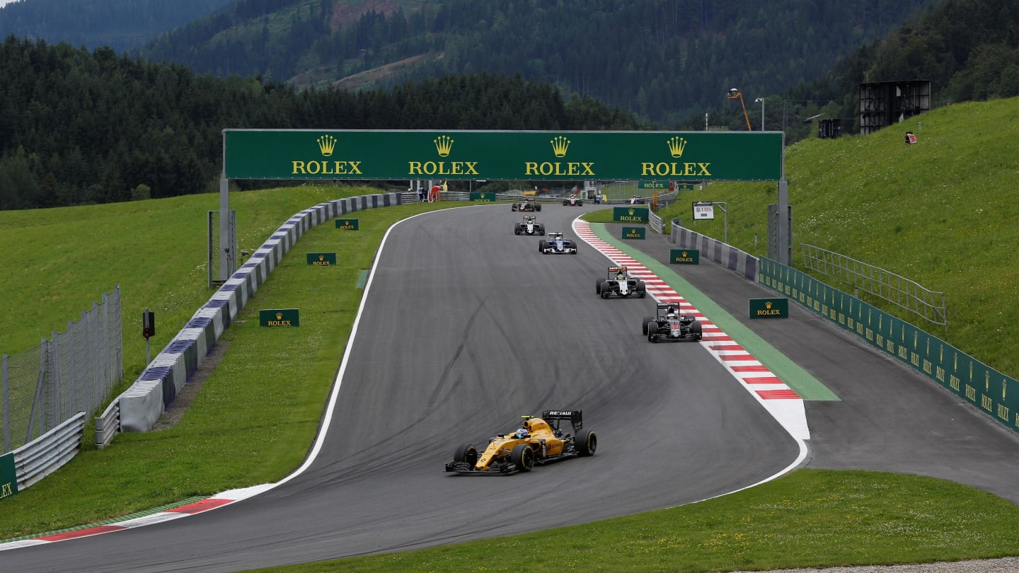 Jolyon Palmer (GBR) Renault Sport F1 Team RS16 at Formula One World Championship, Rd9, Austrian