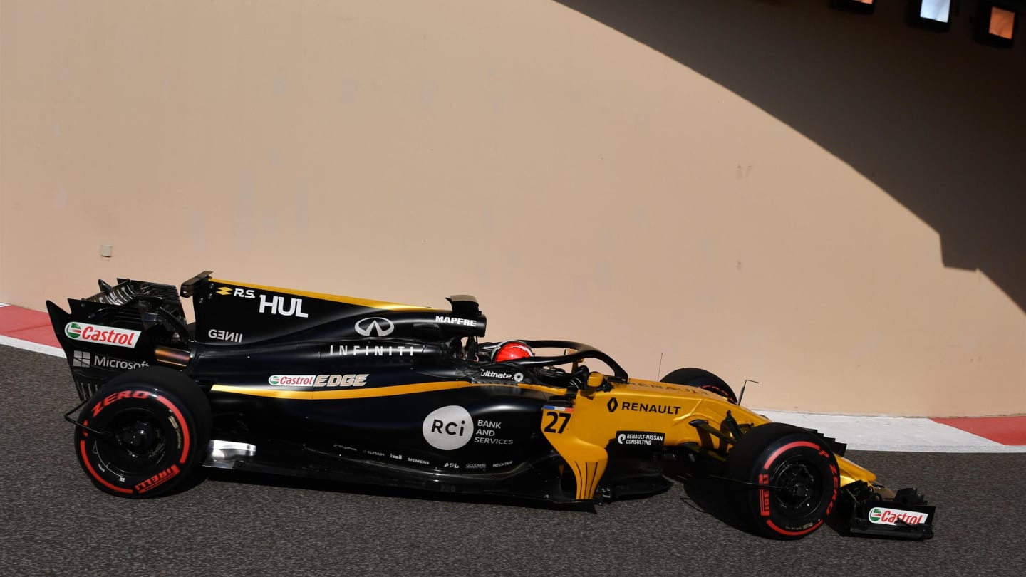 Nico Hulkenberg (GER) Renault Sport F1 Team RS17 at Formula One Testing, Day One, Yas Marina Circuit, Abu Dhabi, UAE, Tuesday 28 November 2017. © Mark Sutton/Sutton Images