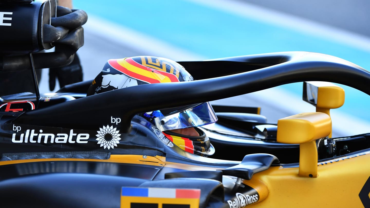 Carlos Sainz jr (ESP) Renault Sport F1 Team RS17 at Formula One Testing, Day Two, Yas Marina Circuit, Abu Dhabi, UAE, Wednesday 29 November 2017. © Mark Sutton/Sutton Images
