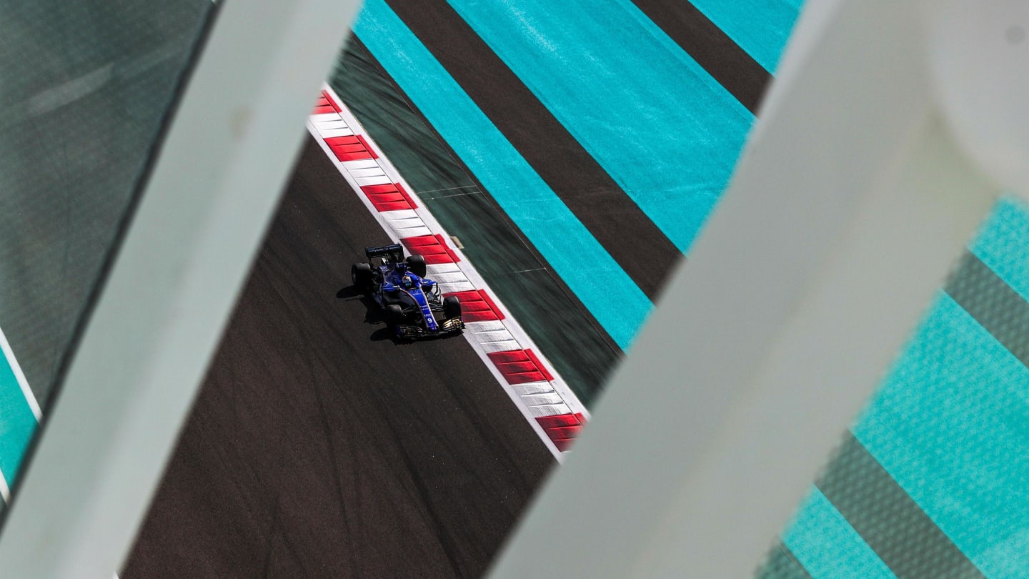 Marcus Ericsson (SWE) Sauber C36 at Formula One World Championship, Rd20, Abu Dhabi Grand Prix, Practice, Yas Marina Circuit, Abu Dhabi, UAE, Friday 24 November 2017. © Manuel Goria/Sutton Images