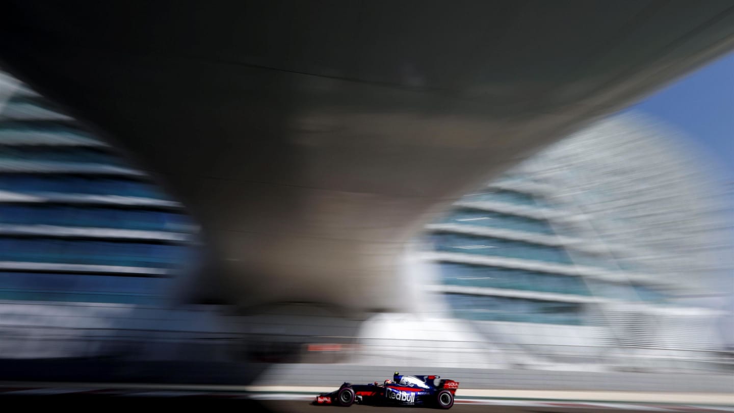 Pierre Gasly (FRA) Scuderia Toro Rosso STR12 at Formula One World Championship, Rd20, Abu Dhabi