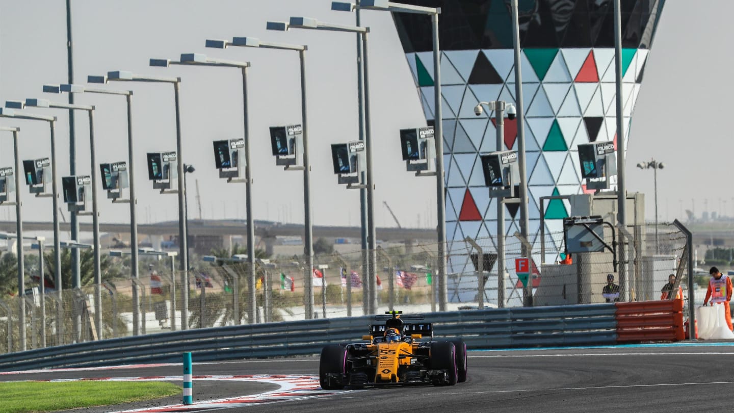 Carlos Sainz (ESP) Renault Sport F1 Team RS17 at Formula One World Championship, Rd20, Abu Dhabi Grand Prix, Qualifying, Yas Marina Circuit, Abu Dhabi, UAE, Saturday 25 November 2017. © Kym Illman/Sutton Images