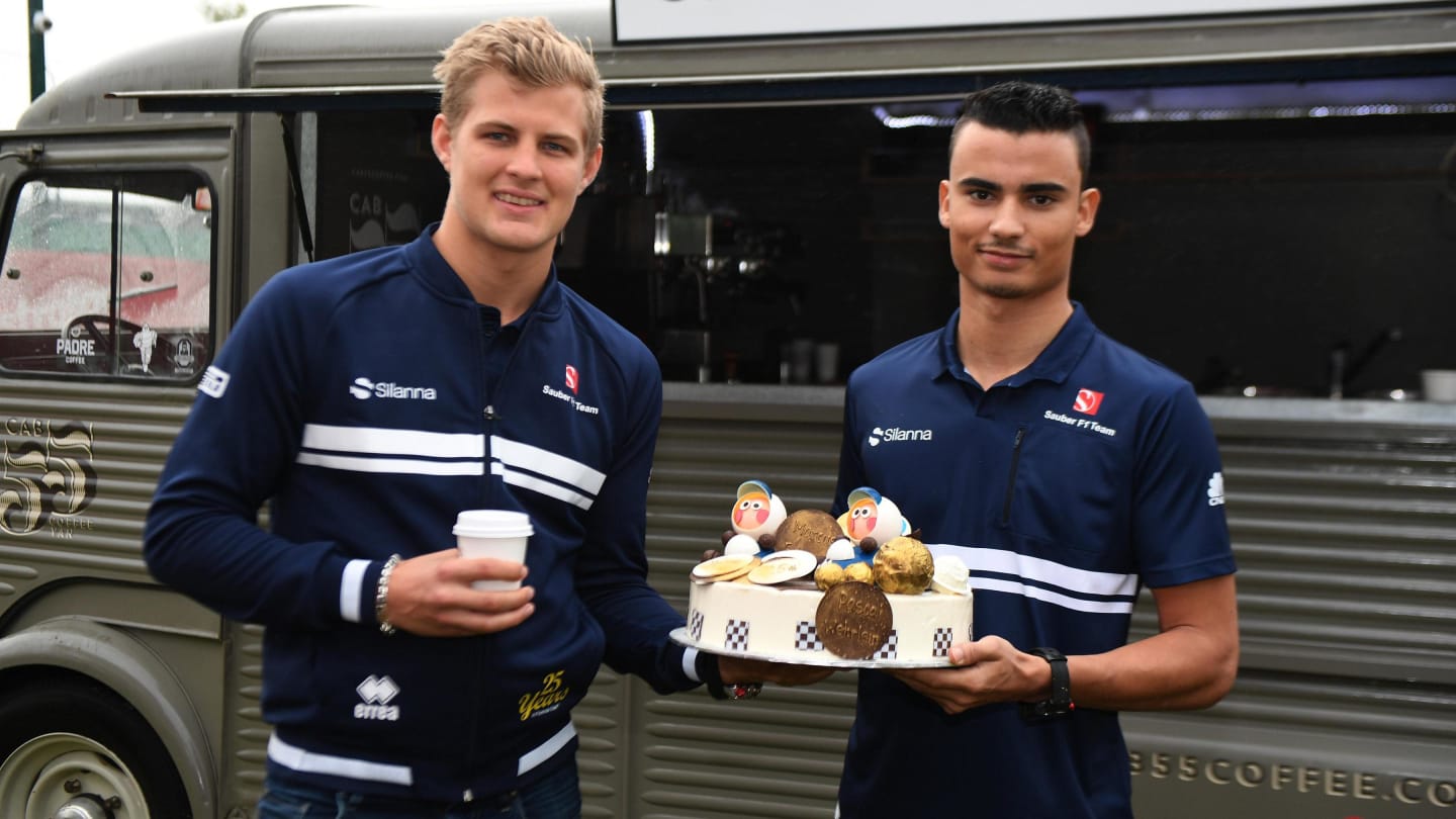 Pascal Wehrlein (GER) AND Marcus Ericsson (SWE) make an F1 inspired cake to celebrate 25 years of the Sauber F1 Team at Formula One World Championship, Australian Grand Prix, Melbourne, Australia, Wednesday 22 March 2017. © Sutton Motorsport Images