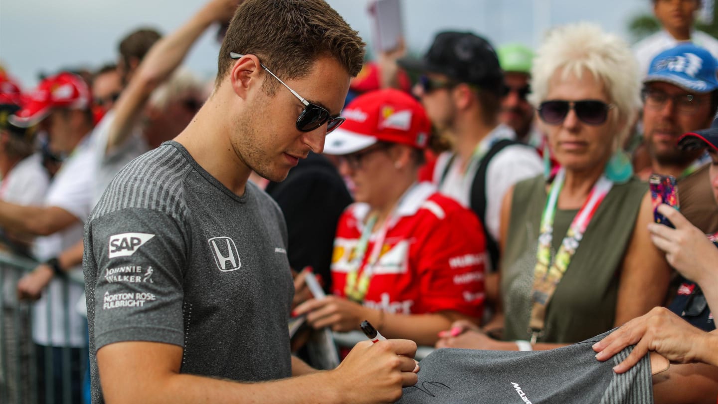 Stoffel Vandoorne (BEL) McLaren signs autographs for the fans at Formula One World Championship, Rd9, Austrian Grand Prix, Qualifying, Spielberg, Austria, Saturday 8 July 2017. © Sutton Images
