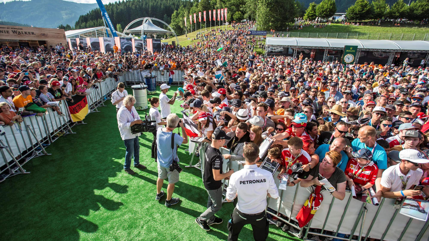 Valtteri Bottas (FIN) Mercedes AMG F1 signs autographs for the fans at Formula One World