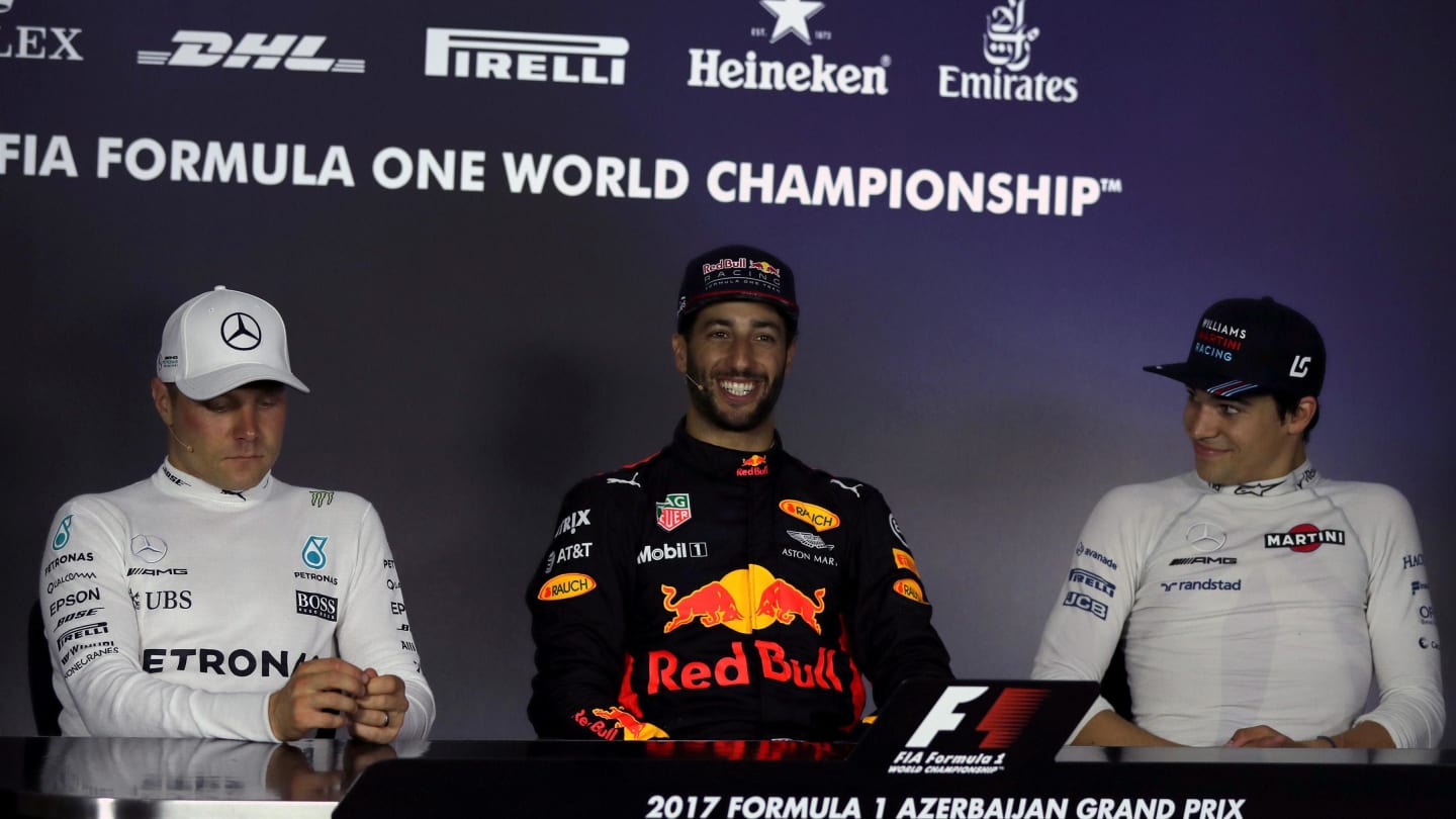 Valtteri Bottas (FIN) Mercedes AMG F1, race winner Daniel Ricciardo (AUS) Red Bull Racing and Lance