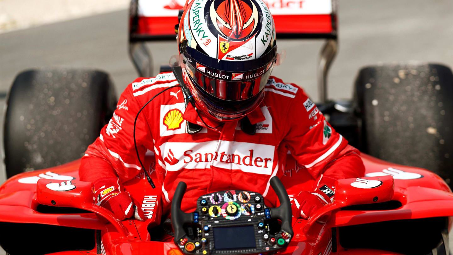 Kimi Raikkonen (FIN) Ferrari SF70-H stops on track in FP1 at Formula One World Championship, Rd3, Bahrain Grand Prix Practice, Bahrain International Circuit, Sakhir, Bahrain, Friday 14 April 2017. © Sutton Motorsport Images