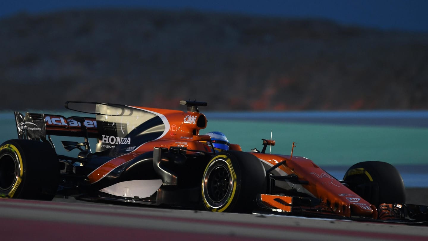 Fernando Alonso (ESP) McLaren MCL32 at Formula One World Championship, Rd3, Bahrain Grand Prix Practice, Bahrain International Circuit, Sakhir, Bahrain, Friday 14 April 2017. © Sutton Motorsport Images