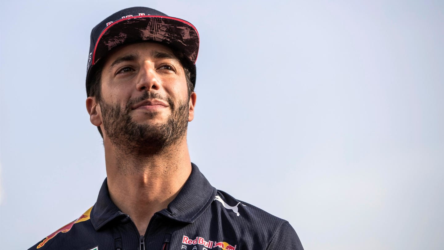 Daniel Ricciardo (AUS) Red Bull Racing on the drivers parade at Formula One World Championship, Rd3, Bahrain Grand Prix Race, Bahrain International Circuit, Sakhir, Bahrain, Sunday 16 April 2017. © Sutton Motorsport Images