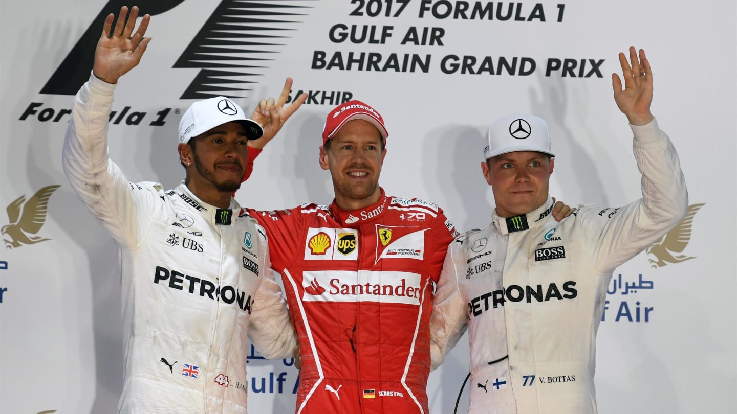(L to R): Lewis Hamilton (GBR) Mercedes AMG F1, Sebastian Vettel (GER) Ferrari and Valtteri Bottas
