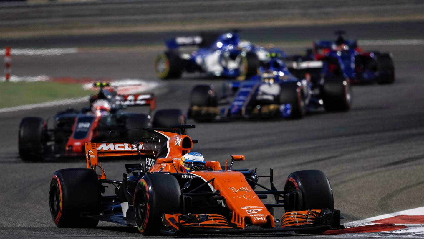 Fernando Alonso (ESP) McLaren MCL32 at Formula One World Championship, Rd3, Bahrain Grand Prix Race, Bahrain International Circuit, Sakhir, Bahrain, Sunday 16 April 2017. © Sutton Motorsport Images