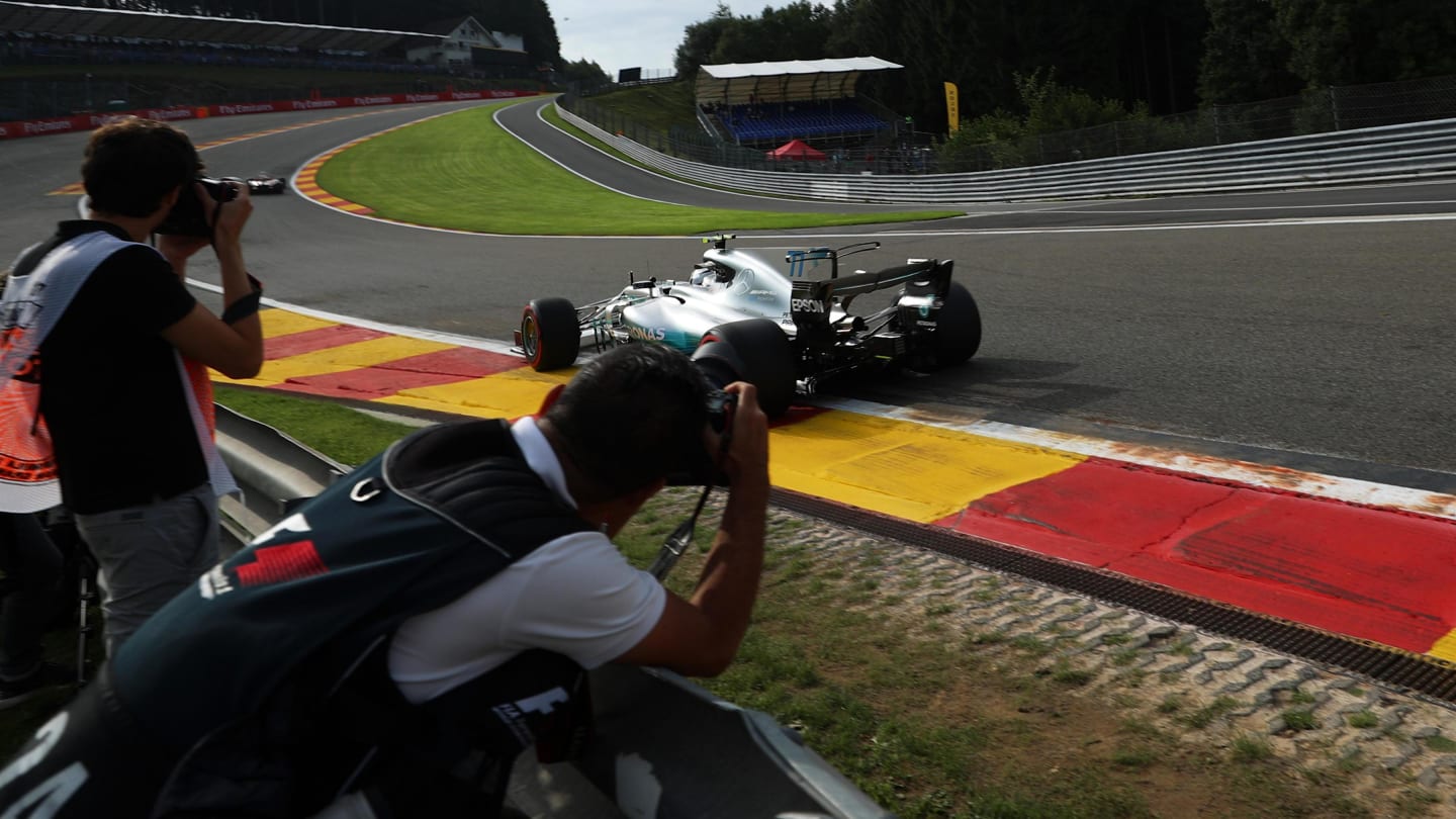 Valtteri Bottas (FIN) Mercedes-Benz F1 W08 Hybrid and photographers at Formula One World Championship, Rd12, Belgian Grand Prix, Practice, Spa Francorchamps, Belgium, Friday 25 August 2017. © Sutton Images