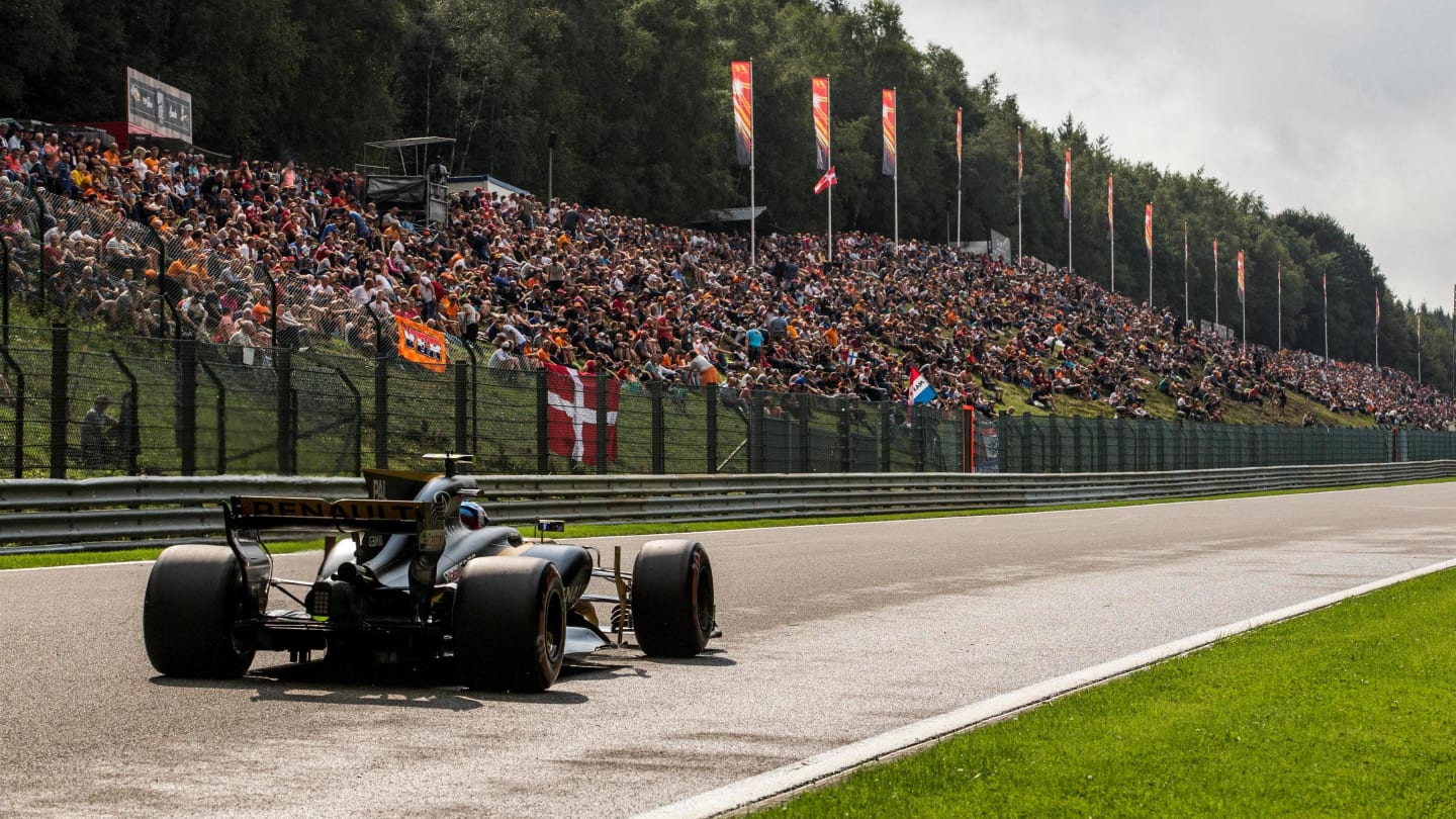 Jolyon Palmer (GBR) Renault Sport F1 Team RS17 at Formula One World Championship, Rd12, Belgian