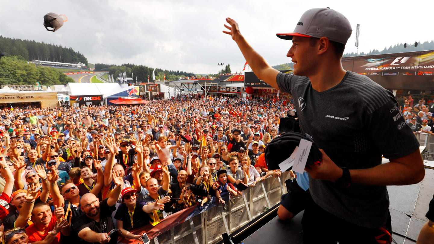 Stoffel Vandoorne (BEL) McLaren throws caps to the fans at Formula One World Championship, Rd12,