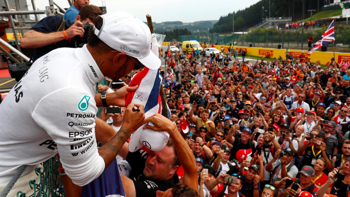 Race winner Lewis Hamilton (GBR) Mercedes AMG F1 celebrates with the fans at Formula One World