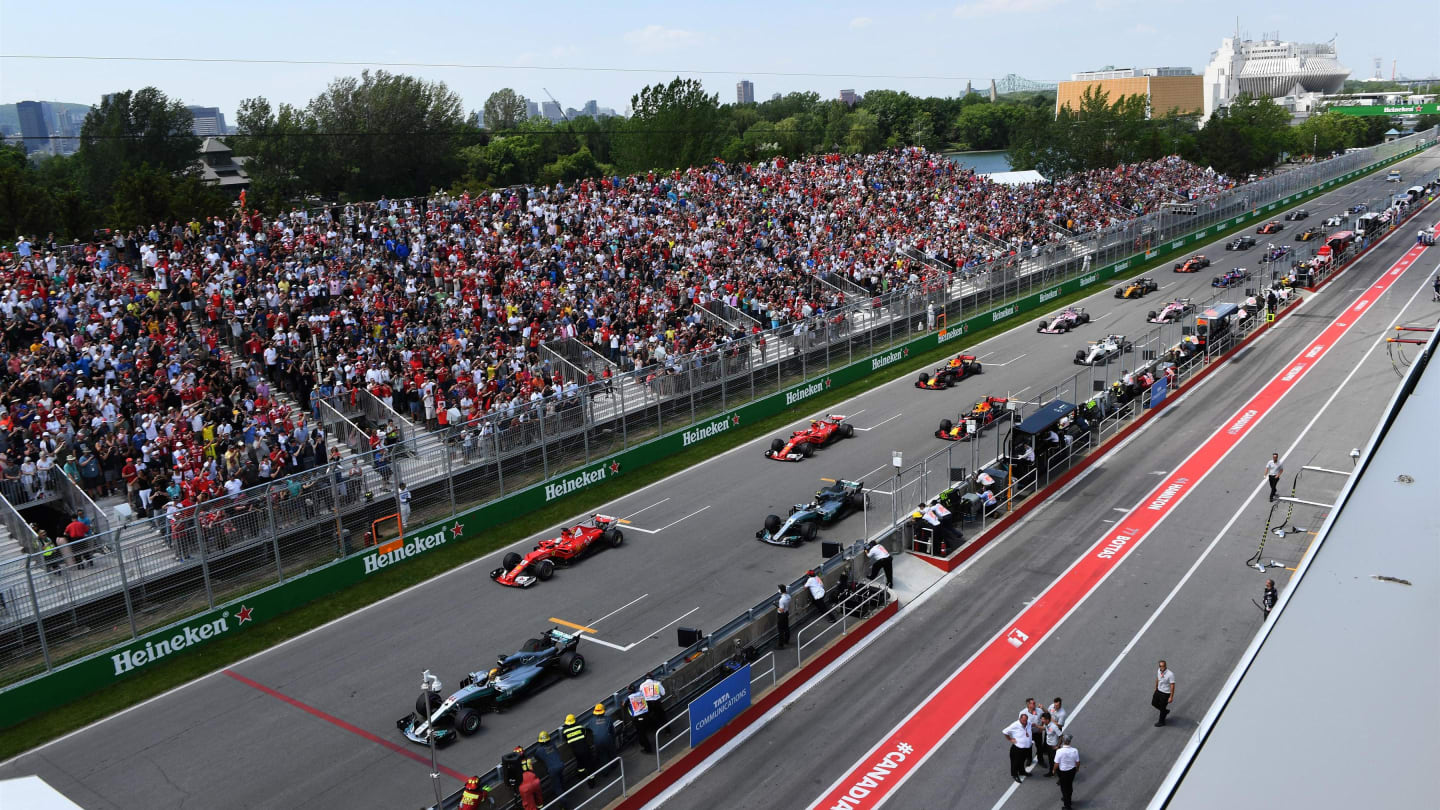 The start of the race at Formula One World Championship, Rd7, Canadian Grand Prix, Race, Montreal,