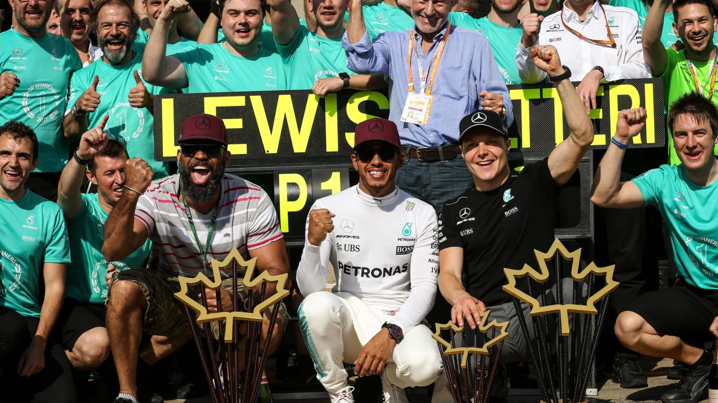 Race winner Lewis Hamilton (GBR) Mercedes AMG F1 celebrates with Valtteri Bottas (FIN) Mercedes AMG