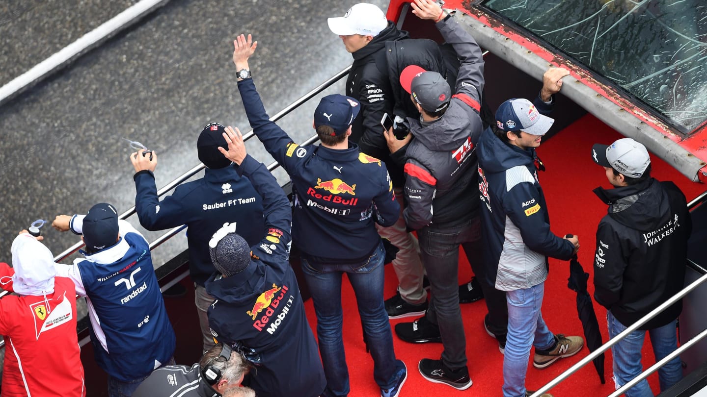 Drivers parade at Formula One World Championship, Rd2, Chinese Grand Prix, Race, Shanghai, China, Sunday 9 April 2017. © Sutton Motorsport Images