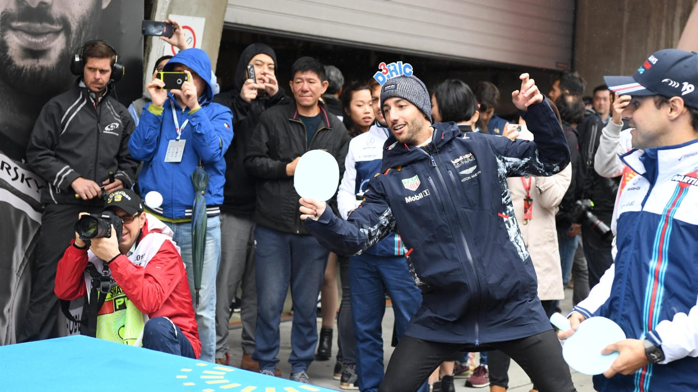 Daniel Ricciardo (AUS) Red Bull Racing and Felipe Massa (BRA) Williams play table tennis at Formula One World Championship, Rd2, Chinese Grand Prix, Race, Shanghai, China, Sunday 9 April 2017. © Sutton Motorsport Images