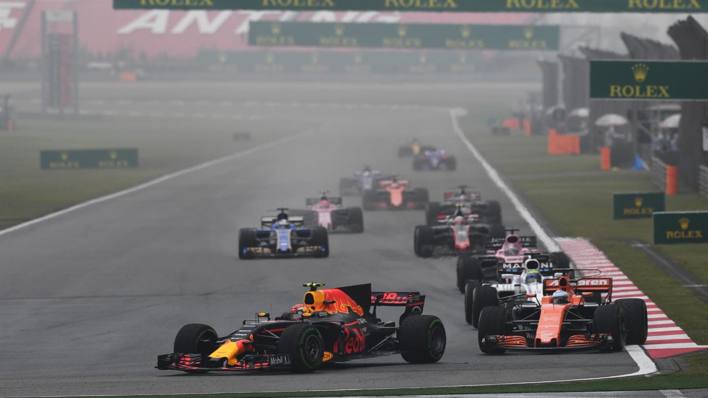 Max Verstappen (NED) Red Bull Racing RB13 at the start of the race at Formula One World Championship, Rd2, Chinese Grand Prix, Race, Shanghai, China, Sunday 9 April 2017. © Sutton Motorsport Images