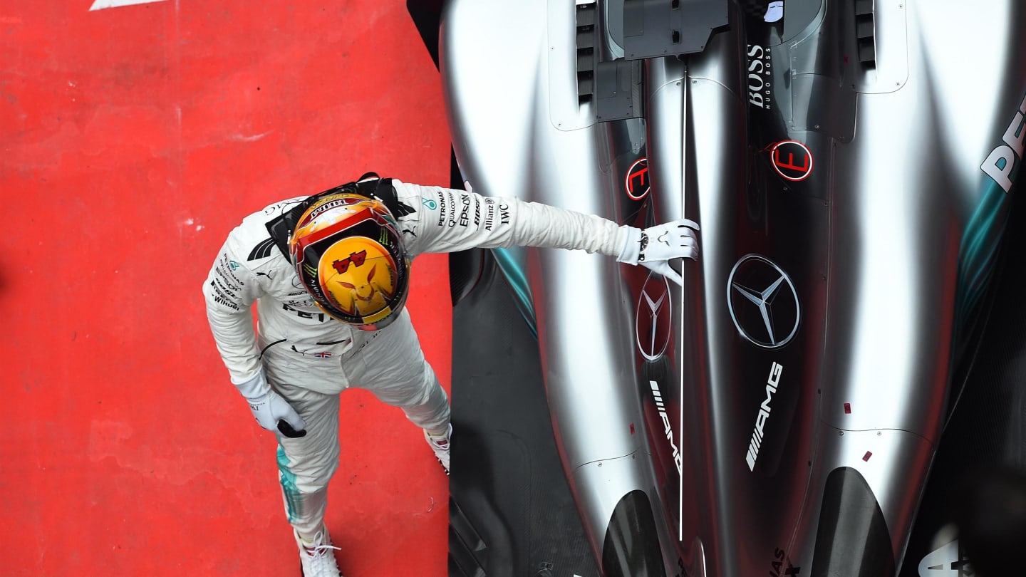 Race winner Lewis Hamilton (GBR) Mercedes-Benz F1 W08 Hybrid celebrates in parc ferme at Formula One World Championship, Rd2, Chinese Grand Prix, Race, Shanghai, China, Sunday 9 April 2017. © Sutton Motorsport Images
