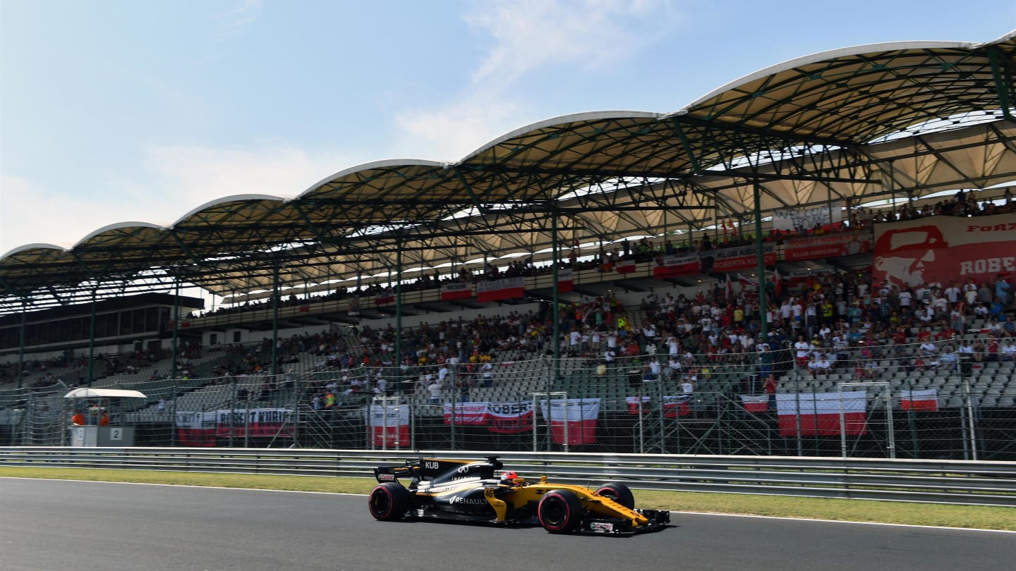 Robert Kubica (POL) Renault Sport F1 Team RS17 passes fans and banners at Formula One Testing, Day Two, Hungaroring, Hungary, Wednesday 2 August 2017. © Sutton Images