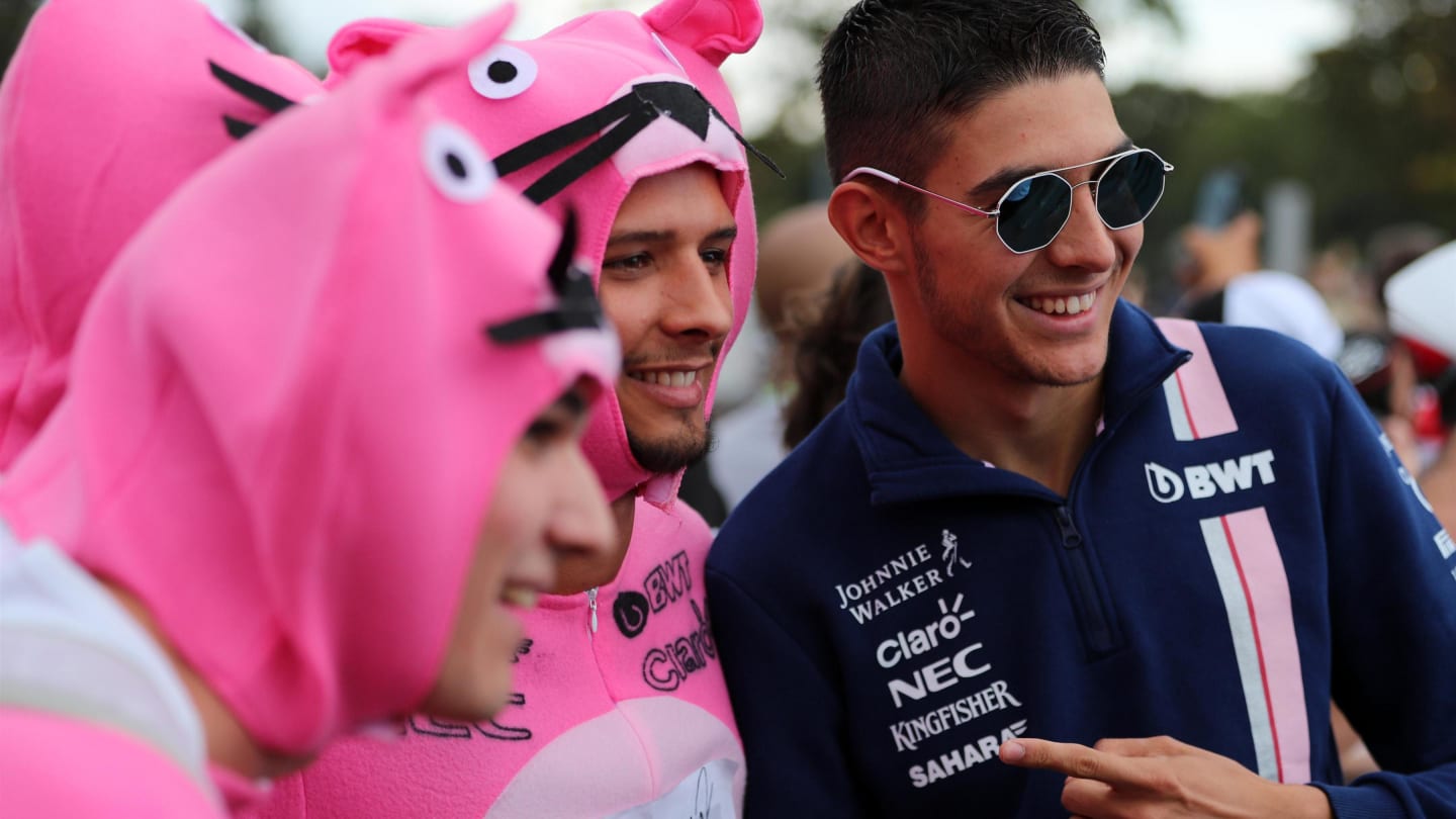 Esteban Ocon (FRA) Force India F1 and Pink Panthers at Formula One World Championship, Rd13, Italian Grand Prix, Practice, Monza, Italy, Friday 1 September 2017. © Sutton Images