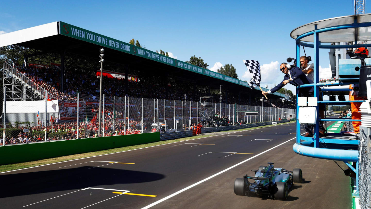Race winner Lewis Hamilton (GBR) Mercedes-Benz F1 W08 Hybrid takes the chequered flag at Formula One World Championship, Rd13, Italian Grand Prix, Race, Monza, Italy, Sunday 3 September 2017. © Sutton Images