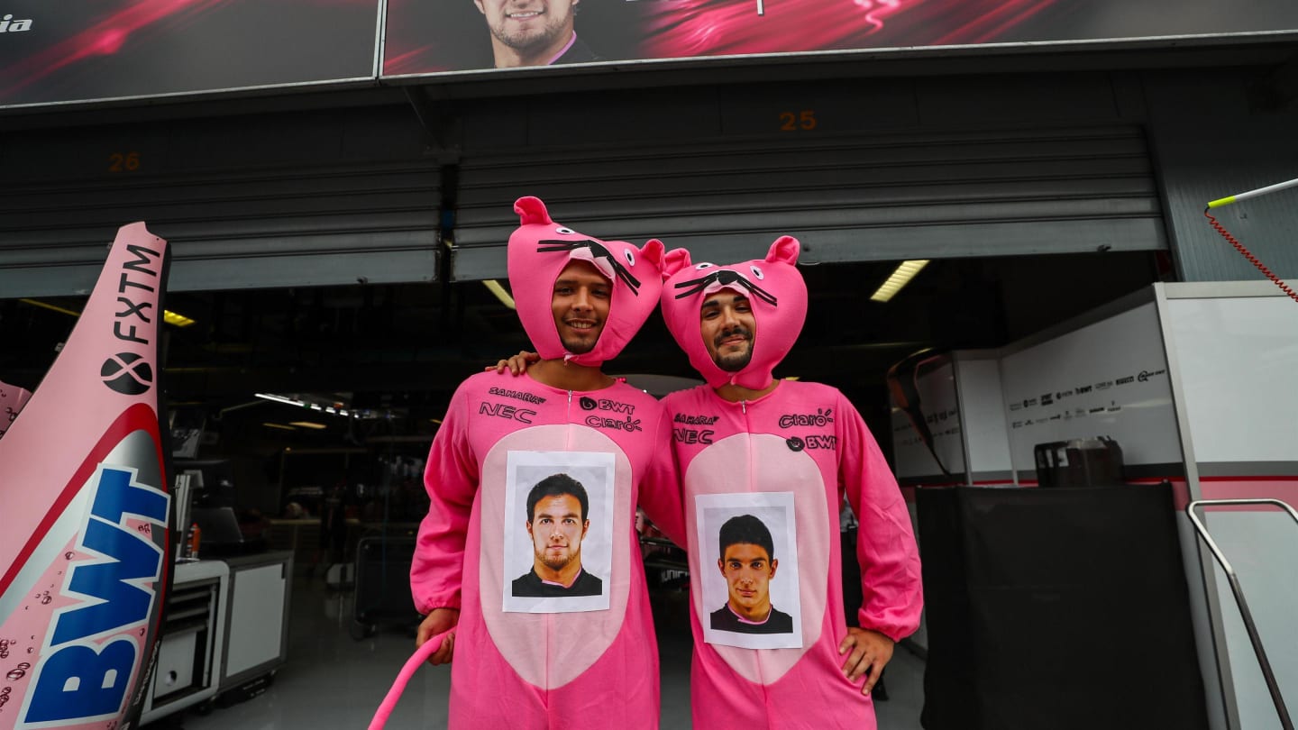 Force India fans dressed as pink panthers at Formula One World Championship, Rd13, Italian Grand