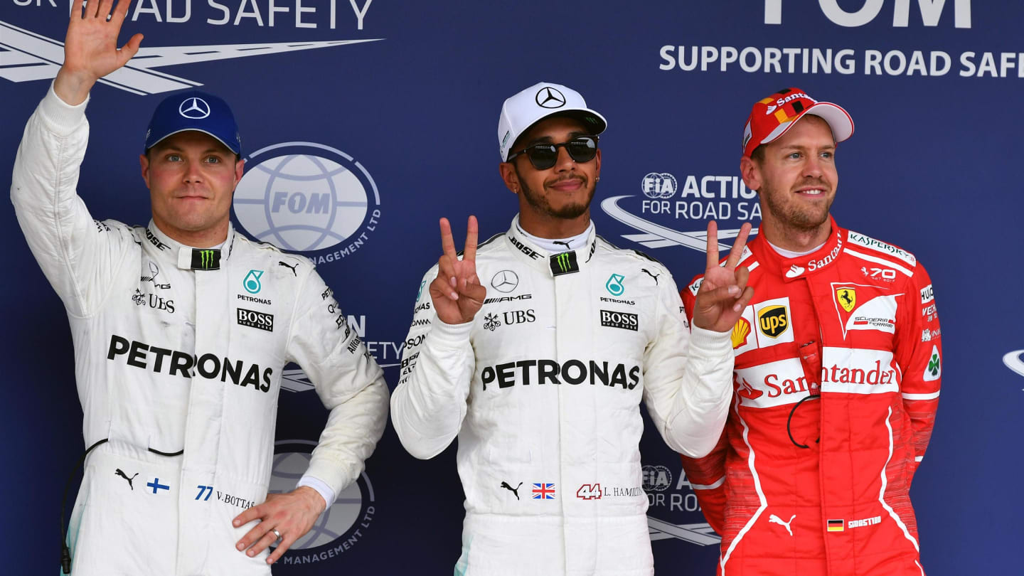 (L to R): Valtteri Bottas (FIN) Mercedes AMG F1, pole sitter Lewis Hamilton (GBR) Mercedes AMG F1