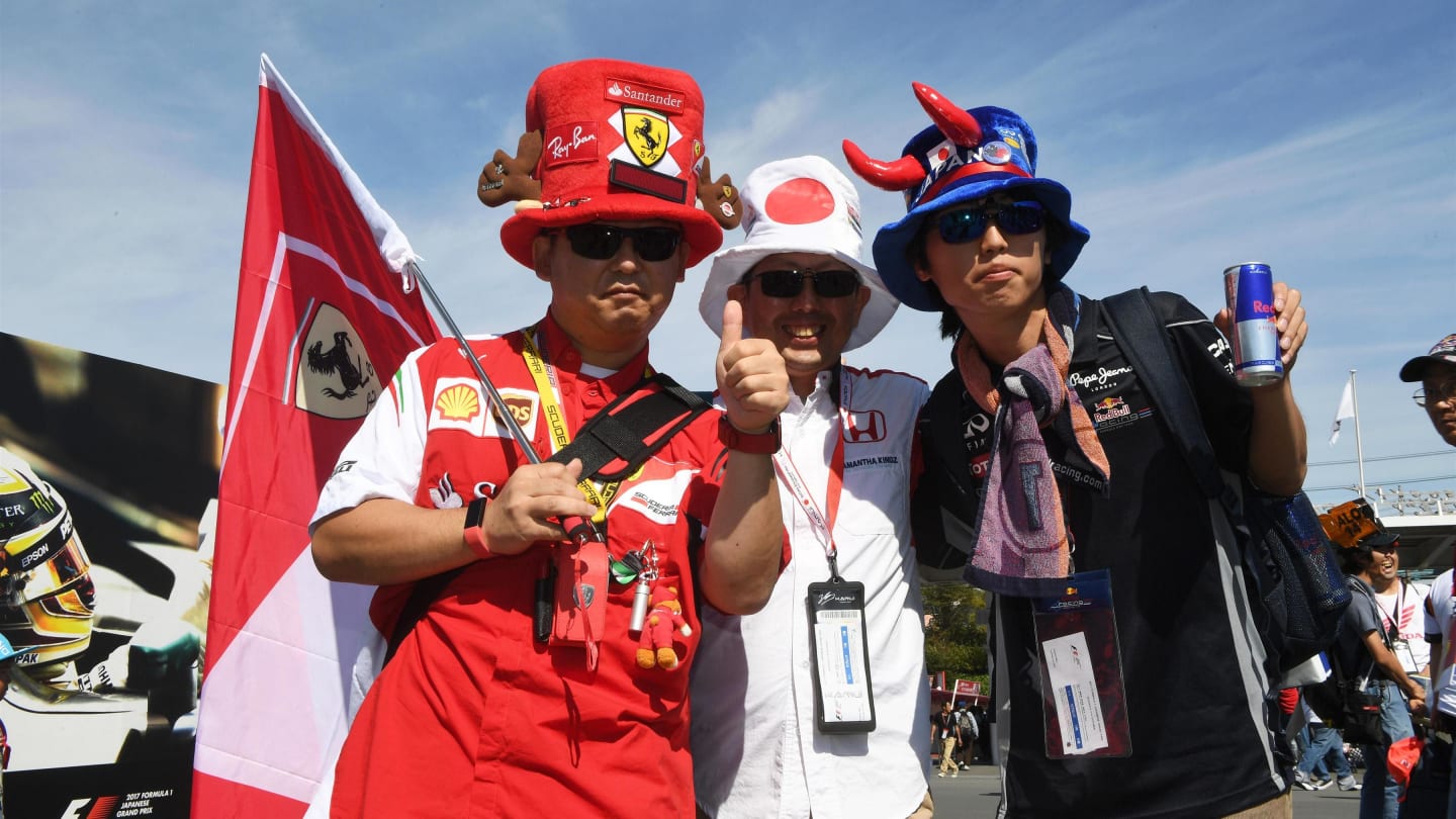 Fans at Formula One World Championship, Rd16, Japanese Grand Prix, Race, Suzuka, Japan, Sunday 8 October 2017. © Mark Sutton/Sutton Images