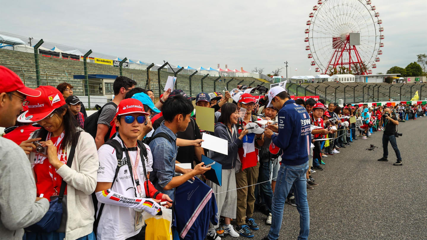 Esteban Ocon (FRA) Force India F1 signs autographs for the fans at Formula One World Championship, Rd16, Japanese Grand Prix, Preparations, Suzuka, Japan, Thursday 5 October 2017. © Kym Illman/Sutton Images
